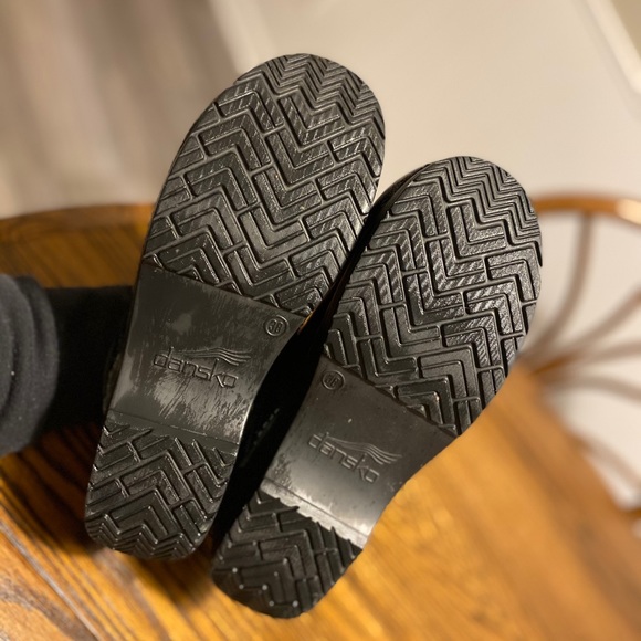 Dansko nursing clogs - Picture 2 of 7